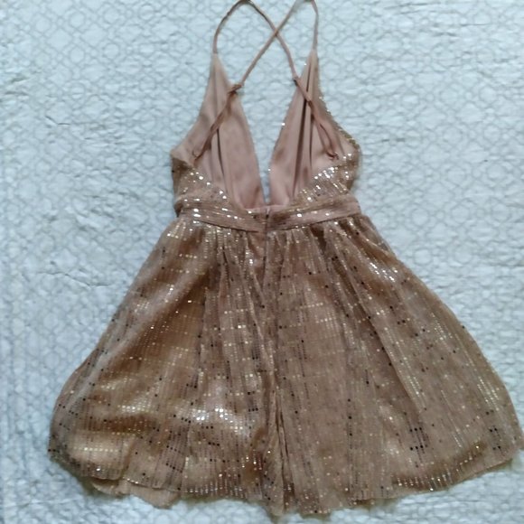 Rose Gold Sequins Dress - Picture 4 of 5